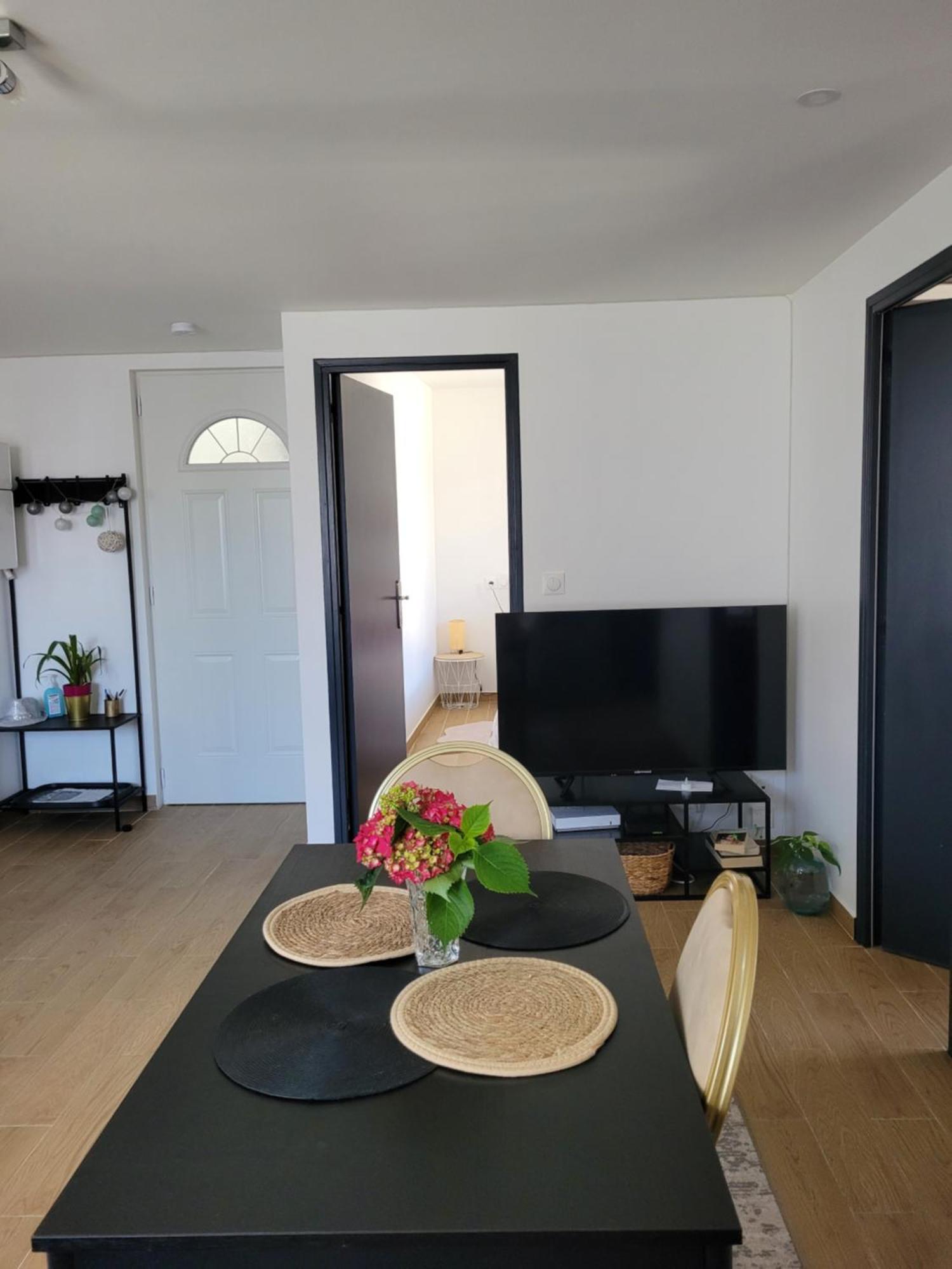 Coquet Appartement A 15Mn De Paris Et 10 Mn De Stade De France, Wifi, Netflix, Groslay Εξωτερικό φωτογραφία